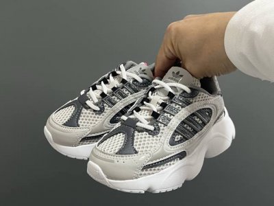 a家新款Oz*Millen松紧带儿童老爹鞋 Size：26-37码 Adidas90年代复古新款 松紧带设计，穿脱便捷 超轻老爹大底，百搭又时髦 优质皮料拼接质