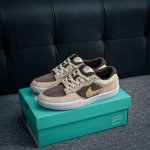 核心私 Nike Sb Force 58 耐克简版复古滑板鞋 货号：Fv8104 221 尺码：35.5 36 36.5 37.5 38 38.5 39 40