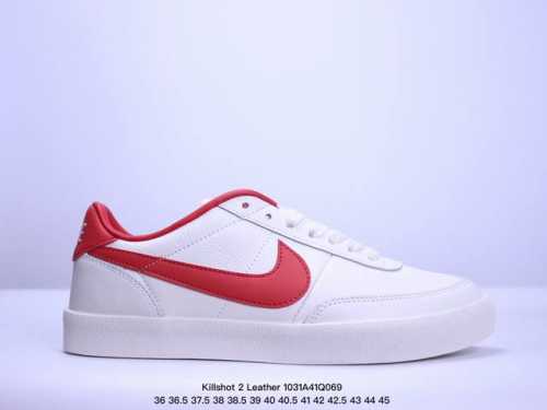 耐克 Killshot 2 Leather 受到OG网球鞋的启发，Killshot 2采用多种纹理皮革打造了鞋面，营造出清新的外观。从柔软的绒面革到具有光泽的光