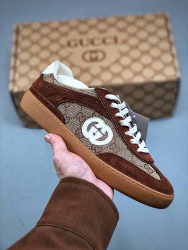 390 Gucci Interlocking G Suede Sneaker G74系列低帮复古百搭休闲运动板鞋 升级官方最新全套专柜代购2024酒红色配件及包
