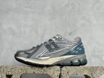 c版 New Balance 1906系列复古老爹风休闲运动慢跑鞋 M1906Reo #采用轻质牛剖革拼接透气网眼衬垫织物鞋面材质 T-Beam大底提供足步弓支