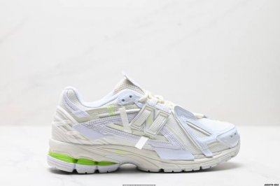 公司级New Balance M1906系列 复古单品宝藏老爹鞋款 公司级 复古元素叠加 质感超级棒 楦版型材料细节做工精细 作为Nb最经典的档案鞋型之一 与