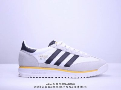 AD Originals SL 72 RS 阿迪经典复古慢跑鞋 #鞋款采用舒爽尼龙鞋面、绒面革饰面和皮革细节等设计。与此同时，搭载着 Ecotex 鞋舌，更添质