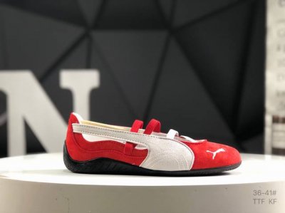彪马 puma Speedcat 巴黎鞋 彪马巴黎运动风格 匠心设计 孔眼底座和脚趾凸起由猪八革材料制成 支持侧踏时的踏步工作 即使在健身房等使用环境中也能确保