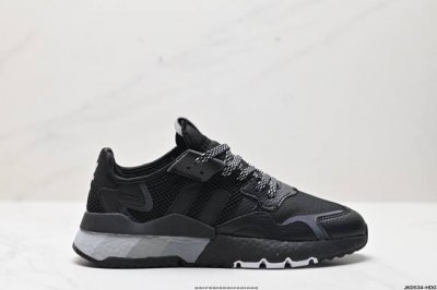 公司级阿迪达斯三叶草 Nite Jogger M 经典运动跑鞋 夜行者 复古跑鞋原厂材料 原厂大底 私家独模 网布搭配麂皮拼接打造鞋面 极具复古风格鞋头及鞋跟点