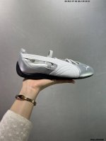 Puma Speedcat 简约时尚休闲气质百搭单品 时尚一脚蹬 彪马 玛丽珍鞋货号:401581-01 尺码:35.5 36 37 37.5 38 38.5