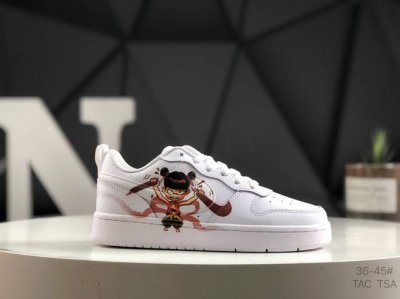 耐克 Nike Court Borough Low 低帮百搭透气休闲运动板鞋男女鞋 经典耐用的设计，兼顾舒适脚感和出众风范，演绎匠心之作。结构性的支撑贴合感结合