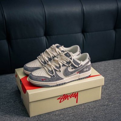 核心私 nike Dunk 全套原楦原模倾力打造完美版型 独家原厂航空铝磨具打磨大底 鞋头坡度极致还原 无解鞋型 原盒原配 圈内天花板工艺 原厂冲刀 超高清洁度