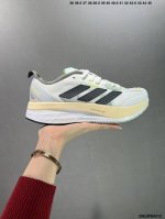 公司级ad Adizero Boston 11 夏季透气网眼竞速跑鞋 Hp9705 融合lightstrike和lightstrike Pro技术 采用乙烯 乙