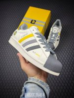 C 小米Su7 阿迪达斯 Adidas Superstar 贝壳头经典百搭休闲板鞋 渠道正品订单 诠释市场最高工艺水平 贝壳头经典小白板鞋 专柜上架同步配色 全