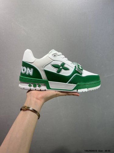 路易威登 Louis Vuitton Lv路易威登板鞋 新款 Lv Trainer最新配色运动鞋 L家 篮球鞋风格运动鞋 该鞋由艺术总监 Virgil Ablo