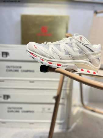 法国户外品牌-萨洛蒙 Salomon Xt-Quest Gtx探索者系列 潮流越野机能户外休闲运动跑步鞋 采用透气网布与防护皮革组合鞋面材质 牛角扣系带开合 欧 - 点击图像关闭