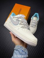 C 公司级Nike Air Force 1 07 原楦头原纸板 打造纯正低帮空军版型 专注外贸渠道 全掌内置蜂窝气垫 原盒配件 原厂中底钢印 拉帮完美 货号:D