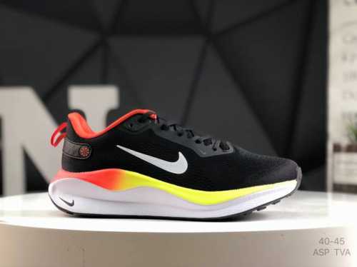耐克 Nike Infinity Run 5 男子缓震透气公路跑步鞋 该版 Nike Infinity Run 5 采用 Reactx 泡绵，塑就出众支撑性，让