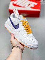 Nike Court Borough 低帮百搭透气休闲运动板鞋男女鞋 经典耐用的设计，兼顾舒适脚感和出众风范，演绎匠心之作。结构性的支撑贴合感结合复古篮球设计，