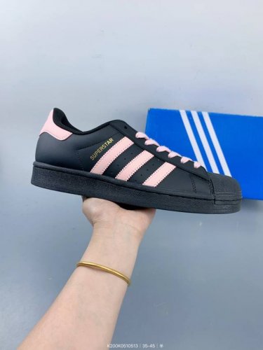 阿迪达斯 Adidas 三叶草 经典贝壳头系列 休闲板鞋潮流男女士运动鞋 。 Size：如图 编码：K200K0510513