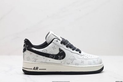 公司级NIKE AlR FORCE 7 LV8 原楦头原纸板 打造纯正低帮空军版型 专注外贸渠道 全掌内置蜂窝气垫 原盒配件 原厂中底钢印、拉帮完美 官方货号: