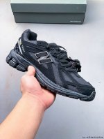 集图 New Balance M1906Ri Nb宝藏老爹鞋款，复古元素叠加，质感超级棒，楦版型材料细节做工精细，货如实拍图 作为Nb最经典的档案鞋型之一，与
