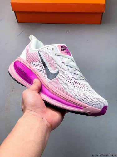 公司级！Nike Air Zoom Vomero 18 缓震透气休闲慢跑鞋 新版Vomero结合全新Zoomx和Reactx泡绵 提供双重缓震效果 铸就非凡迈步