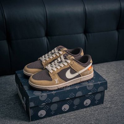 核心私 nike Dunk 全套原楦原模倾力打造完美版型 独家原厂航空铝磨具打磨大底 鞋头坡度极致还原 无解鞋型 原盒原配 圈内天花板工艺 原厂冲刀 超高清洁度