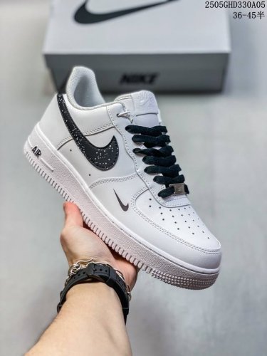 公司级带半码 海外限量发售！公司级Nike Air Force 1 '07 Low 空军一号 低帮 运动鞋 休闲鞋 折边针车 工艺难度大 原楦头原纸板 原装鞋盒