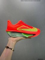 公司级Nk Zoomx Invincible Run Flyknit Fk6 Zoom Fly 6轻量飞织低帮休闲运动慢跑鞋 此鞋专为长跑运动员而生 是为5至1