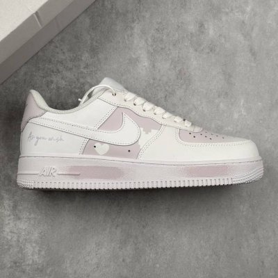 本地 核心私 二次元主题 Nike Air Force 1 Low’07 A8系列 白粉紫 喷绘 空军一号低帮休闲板鞋 定制皮料 原厂3D打印 定制鞋盒 原楦原