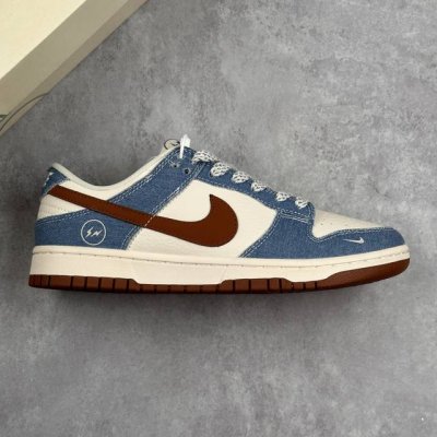本地 核心私 Fragment Design X Nike Dunk Sb Low 藤原浩 X 耐克 Sb 低帮 藤原浩联名 蓝白棕 低帮休闲运动板鞋 鞋身整体