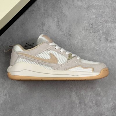 本地 核心私 公司级Nike Air Jordan Cmft Era 耐克 舒适简约百搭 耐磨 低帮 生活休闲鞋 得益于 Z 世代的推动，舒适穿搭已经成为当下最