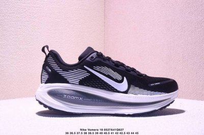 耐克Nike Vomero 登月18 代春夏新款透气网面舒适贴合简约百搭 低帮跑步鞋 xm0527Q627