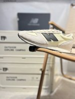 新百伦 Nb327 Nb 471复古慢跑鞋 New Balance 471 复古先锋 Ms327系列复古休闲运动慢跑鞋，上世纪 70 年代的意大利街头风格Nb新