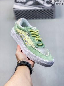 Vans Wayvee是Vans park Series世界冠军Brighton Zeuner的个人签名鞋Brighton的灵感与创造力让这双Vans Wayv