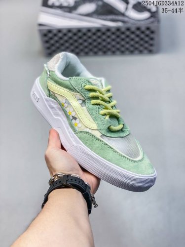 Vans Wayvee是Vans park Series世界冠军Brighton Zeuner的个人签名鞋Brighton的灵感与创造力让这双Vans Wayv
