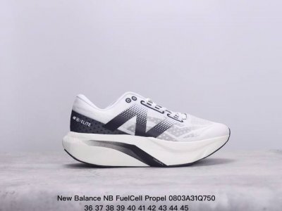 新百伦new Balance Nb Fuelcell Propel 防滑耐磨厚底低帮跑步鞋 new Balance的fresh Foam中底材料 极佳的组成结构