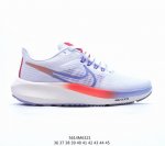 Nike 耐克 原楦原纸版数据开发版型，采用全新双层超轻透气网眼布材质，内里嵌入定型海绵，中底搭载前zoom+全掌react配置全新耐克nike Air Zoo