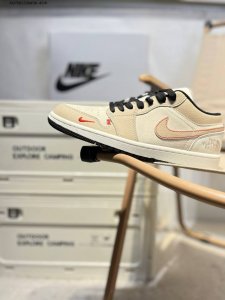 公司级头层皮古驰X乔丹Air Jordan 1 Low Aj1低帮系列篮球鞋 官方同步配色 原装级产物 #拒绝公底 立体鞋型 细节完美 高清洁度Dc Aq766