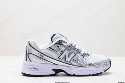 公司级New Balance Nb5740系列 凭借多种严选的优质素材重塑出让人耳目一新又充满层次感的革新中低结构。为呼应90年代的巨大化潮流，鞋侧也点题采用了