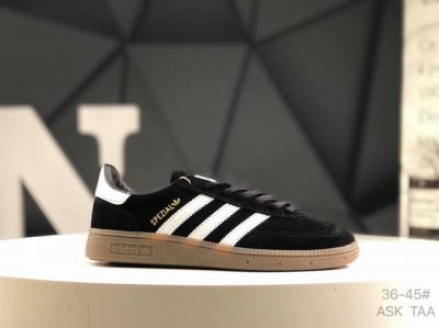 真标带半码 阿迪达斯 Adidas Handball Spezial 官方正确版本 阿迪达斯经典款 复古休闲板鞋 全鞋采用反毛皮制作 牛筋耐磨大底 承载青春情怀