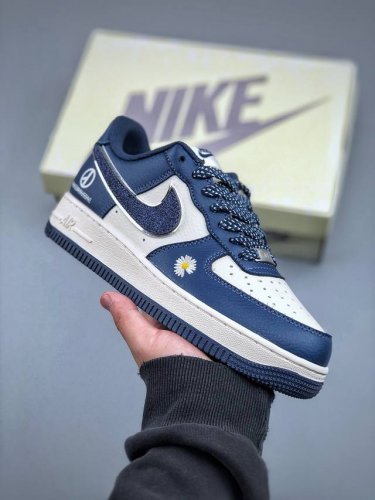 370支持放店【权志龙联名】海外限量发售！公司级Nike Air Force 1 ‘07 Low 空军一号 低帮 运动鞋 休闲鞋 折边针车 工艺难度大 原楦头原
