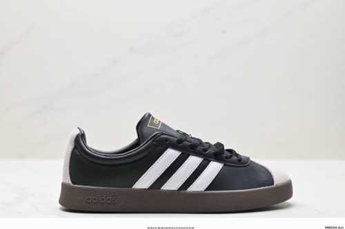 公司级Adidas Neo VL Court 2.0 百搭单品 绒面麂皮防滑耐磨轻便低帮板鞋 整双鞋以传统的低帮呈现的清新造型 鞋头优先头层反毛皮 包裹保证优秀