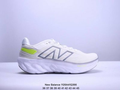 180 New Balance/新百伦 采用一体式工程网眼鞋面及热熔Logo细节，中底嵌入Fresh Foam X 中底轻量化泡沫技术，组合防滑耐磨橡胶外底片更