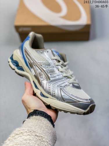 Asics Gel-Kayano 14 亚瑟士经典跑鞋 如今机能风和户外风吹得正劲，便是主打“Urban Outdoor机能越野风格”，城市和户外场景都能轻松应