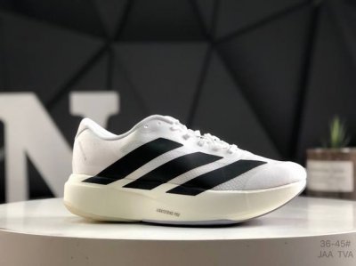 180 Ad Adizero Evo Sl Jp9290 超轻透气缓震跑鞋 #以令人难以置信的138克重量，刷新了跑鞋轻量化的记录，阿迪在材料科学和工艺技术上的