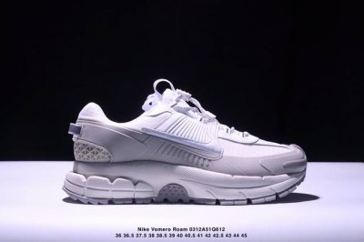 200 公司级耐克Nike Zoom Vomero Roam 马拉松复古跑五代休闲运动慢跑鞋 采用环保纤维革饰片组合网眼布鞋面材质 升级正确后跟Tpu加固 耐弯