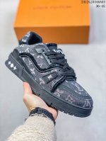 法国巴黎百年奢侈品牌lv路易威登louis Vuitton Trainer Sneaker Low 运动系列低帮复古百搭休闲运动文化篮球板鞋 尺码：如图所示 1