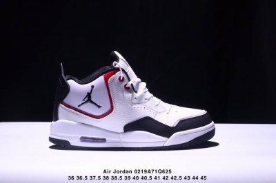 Jordan 乔丹 男女鞋真标半码制，原楦原纸版数据开发，采用荔枝纹牛剖革鞋面材质，缜密定位拉帮及注胶效果，中底Pu内嵌开窗式Air缓震气垫30周年的献礼，耐克