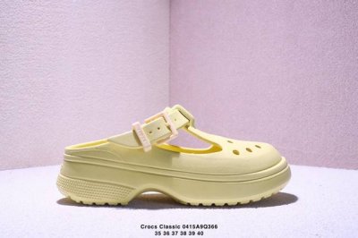 Crocs Classic Mary Jane Clog 卡骆驰夏季轻便沙滩鞋 玛丽珍 防滑耐磨大底凉鞋 洞洞鞋花园鞋 环保软包装 尺码见图 Xm0415Q36