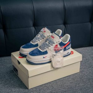 核心私 Air Force 1 原装级别 原楦头原纸板 打造纯正空军版型专注外贸渠道 全掌内置蜂窝气垫 原盒配件 原厂中底钢印、拉帮完美 货号：Dm1688 8