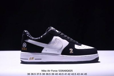 Nike 耐克 男女鞋真标半码制，升级原楦原纸版数据开发版型，采用硬质粒面牛剖皮革鞋面材质，内置全掌air Sole气垫2024龙年专属配色,耐克nike Ai