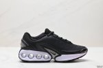 公司级nike Air Max Dn 耐克2024全新气垫跑鞋 #全新鞋款在同侧采用了四个圆柱仓式的设计 不仅有防滑耐磨性功能 还搭配了周围一圈柔软的泡棉材质
